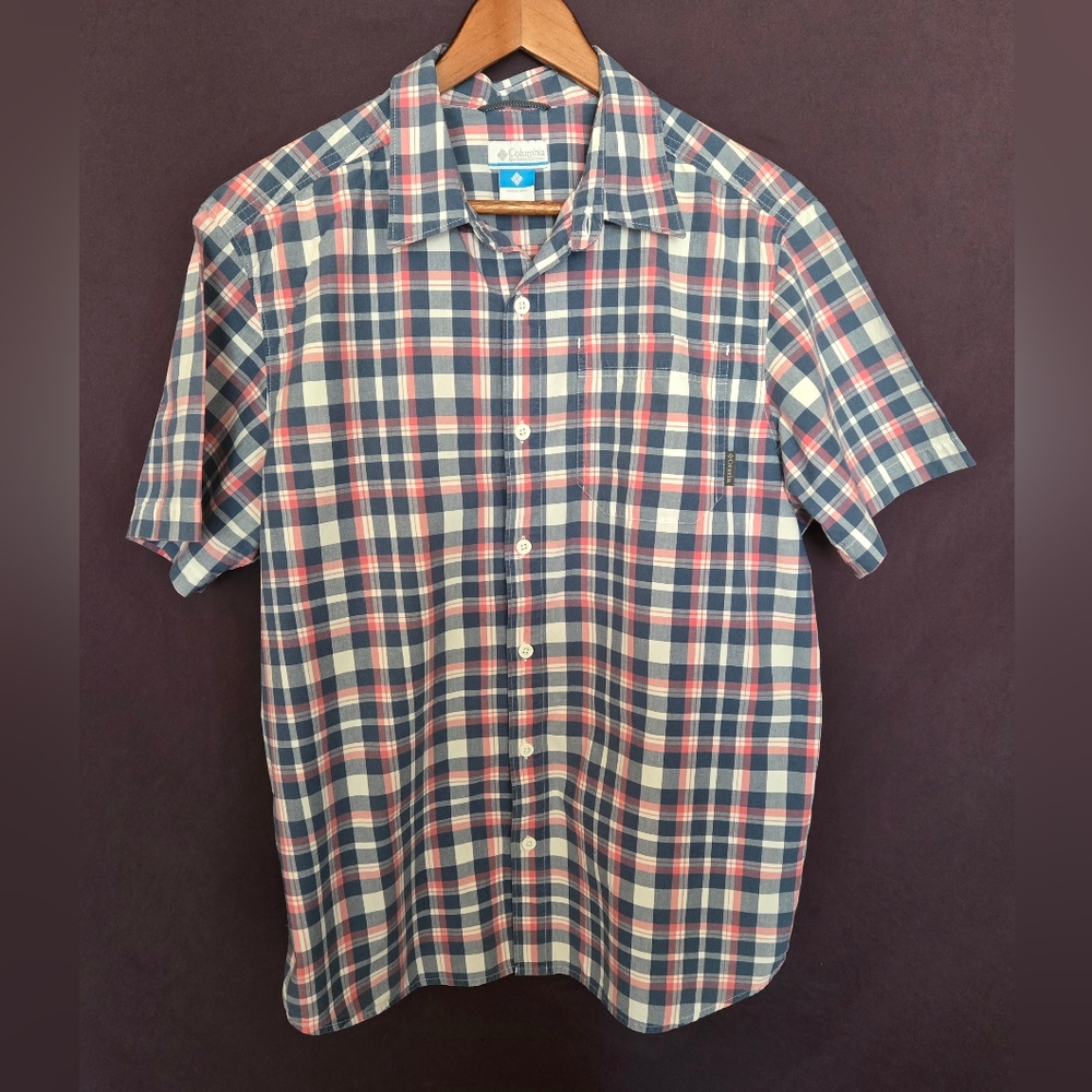 Columbia Men's White and Blue Checkered Plaid Short Sleeved Button Down Shirt M